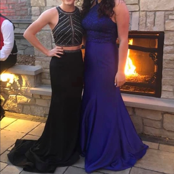 Size 0 Alyce Paris prom dress - Picture 3 of 3